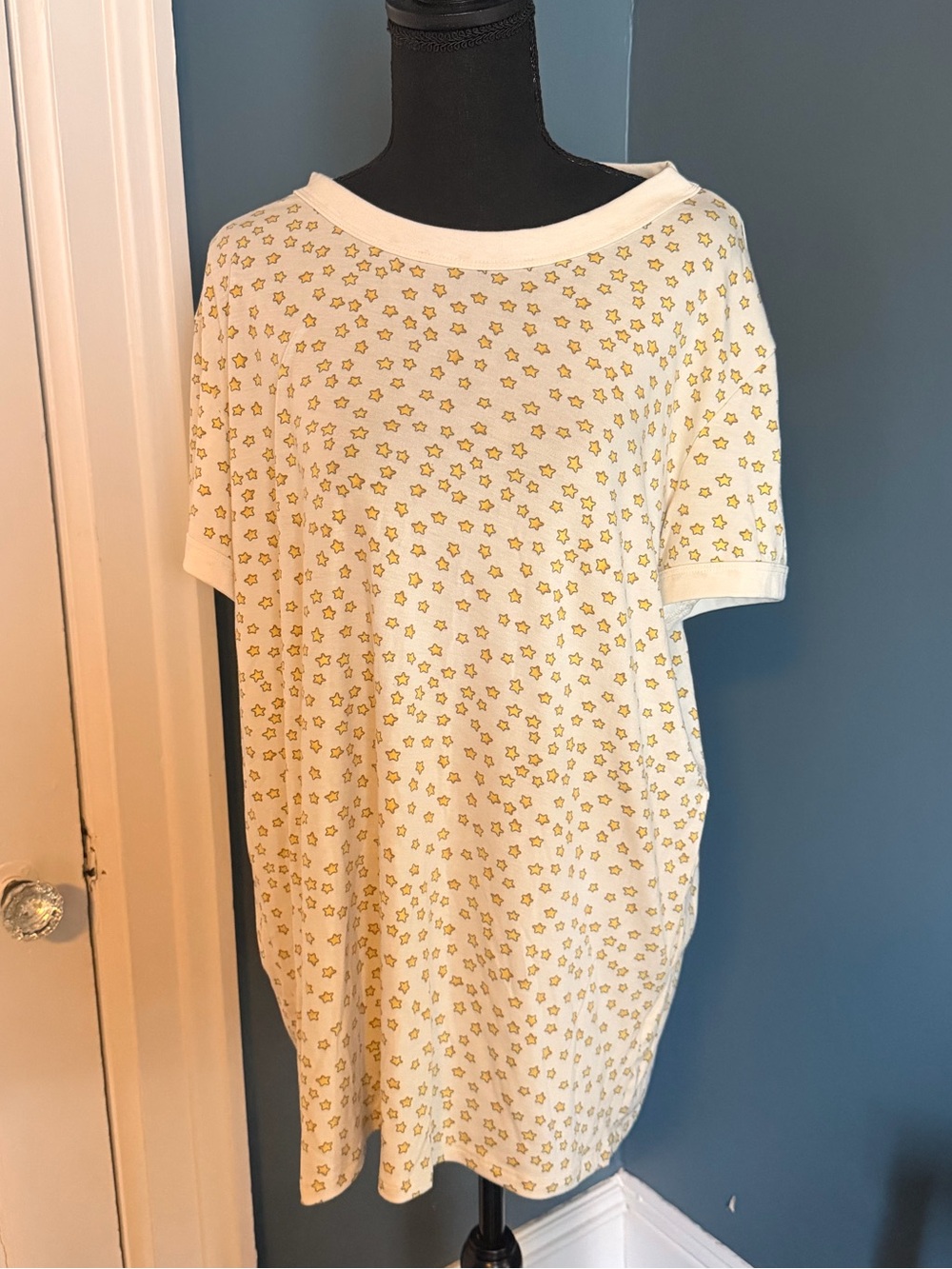 LuLaRoe  Cream T-Shirt with Yellow Star Print